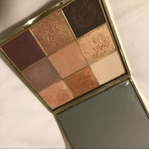 Gentle used tarte eyeshadow pallette